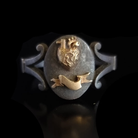 Heart Crest Signet Ring