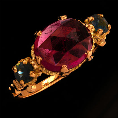 RADIANT ELEGANCE RING